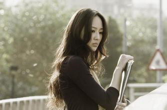 �˿������𻨹�����Ƶ����Ա�����ֳ����س���С��⡱ ��������ְ...